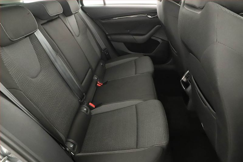 Škoda Octavia (2023) 2.0 TDI, Automat, Navi - fotka 7 z 14