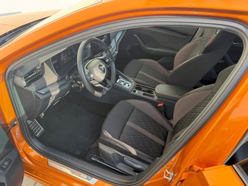 Škoda Octavia (2022) Combi RS 2,0 TSI 180 kW 7-stup - fotka 18 z 27