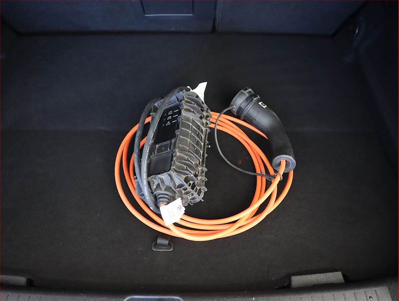 Opel Astra (2023) Ultimate Plug-in-Hybrid 1.6 T - fotka 26 z 26