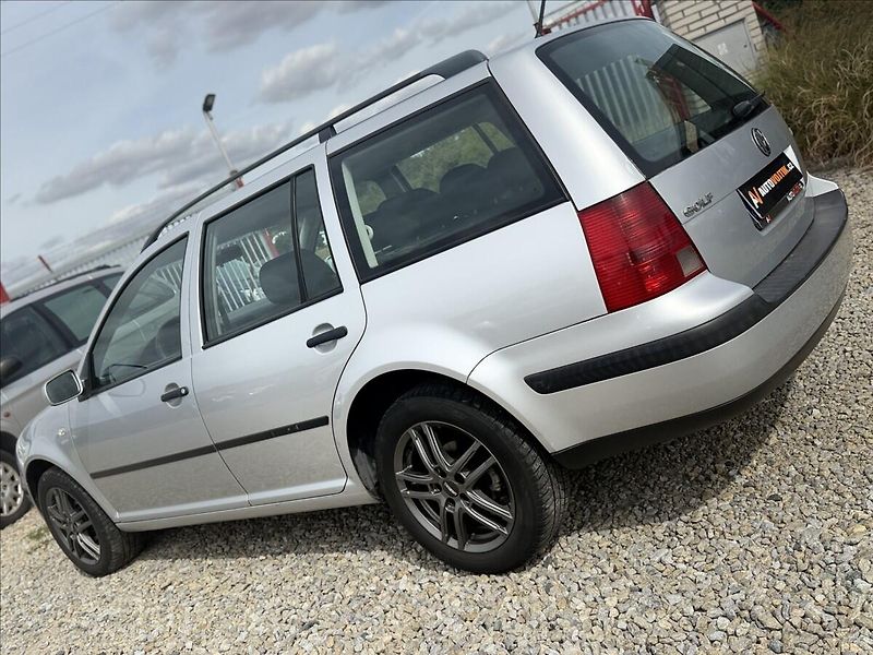 Volkswagen Golf 1,9 TDI 74kW - fotka 7 z 24