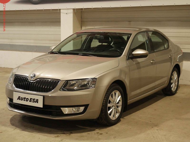 Škoda Octavia (2016) 1.4 TSI, 2.maj,ČR, servis - fotka 3 z 19