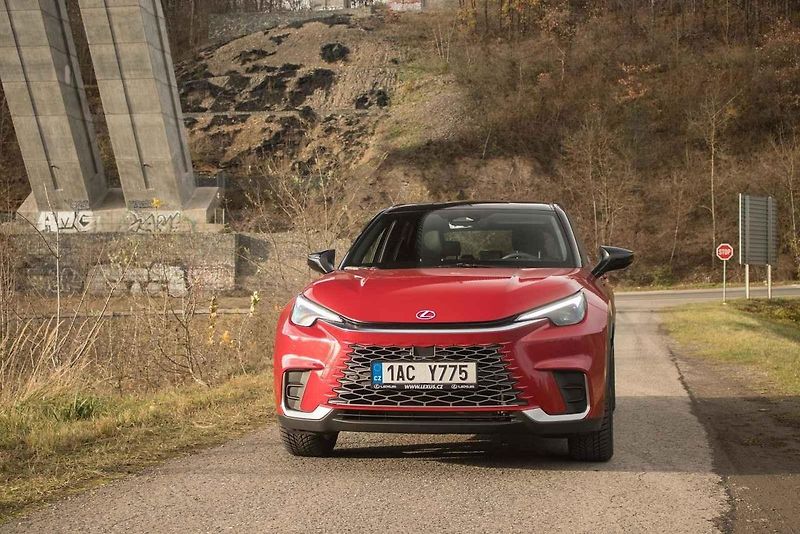 Lexus LBX je nejmenším modelem v nabídce značky.
