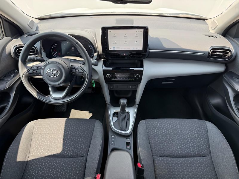 Toyota Yaris Cross 1.5 HSD e-CVT Comfort Tech - fotka 5 z 27