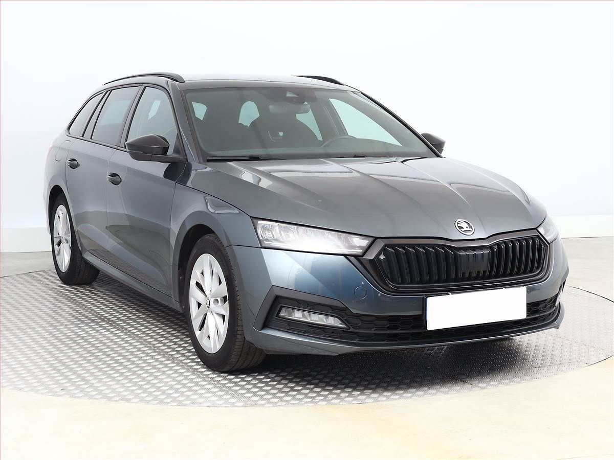Škoda Octavia 1.0 TSI, Serv.kniha, Navi