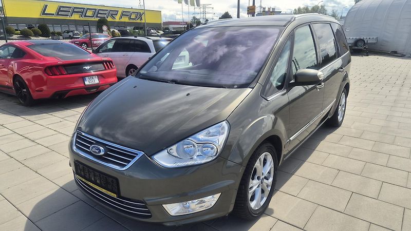 Ford Galaxy  1.6i Turbo - Titanium 7míst - fotka 2 z 25