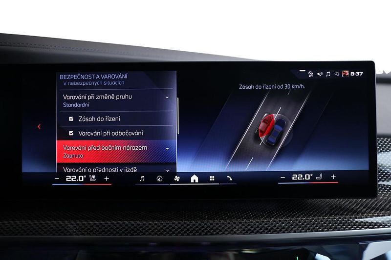 BMW i7 M70 - fotka 16 z 38