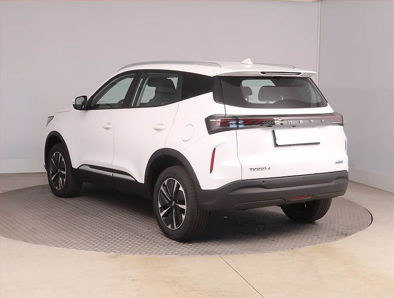 Chery Tiggo 4 HEV (2026) 1.5 Hybrid, COMFORT - fotka 4 z 25