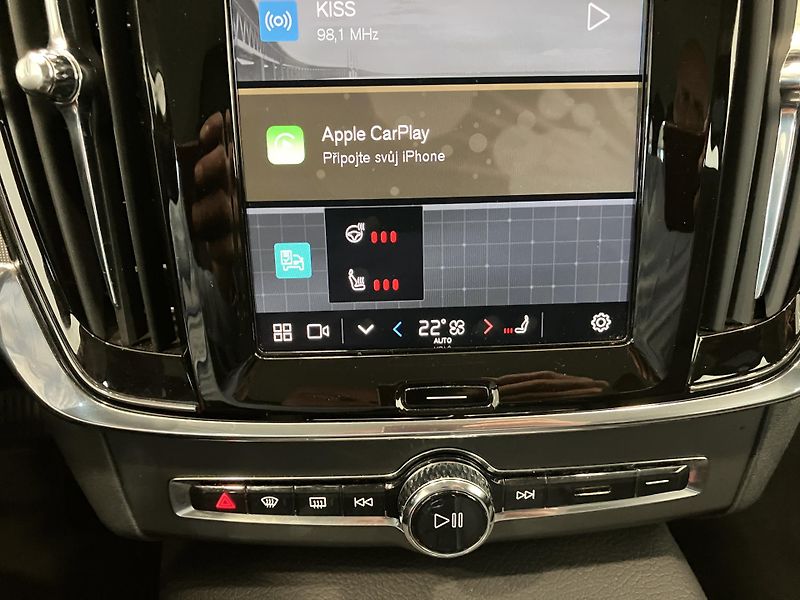 Volvo V90 B4 AWD Momentum PRO AT8, ČR - fotka 29 z 42
