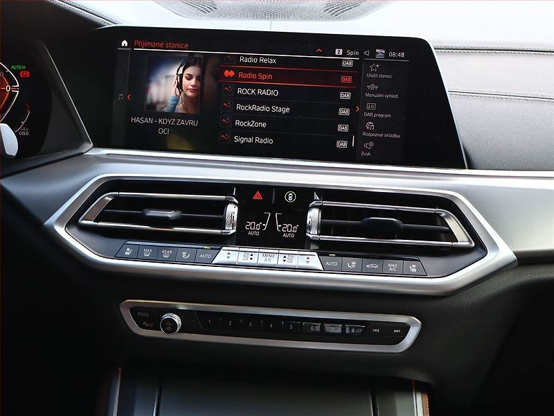 BMW X5 (2022) xDrive30d - fotka 10 z 25