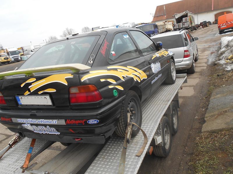 Ford Escort (1991) 2.0RS - fotka 3 z 8