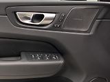 Volvo XC60 B4 AWD PLUS DARK AUT CZ 1.maj - náhled 22
