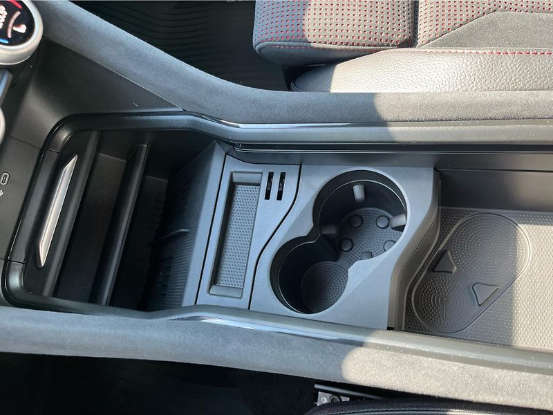 Škoda Kodiaq RS 2.0 TSi 195 kW DSG 4x4 7-mí - fotka 19 z 30