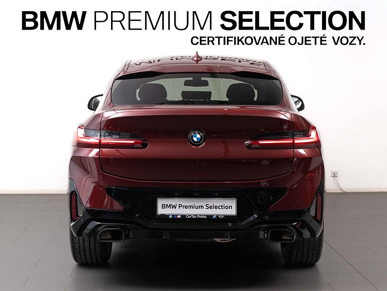 BMW X4 xDrive20d - fotka 4 z 22