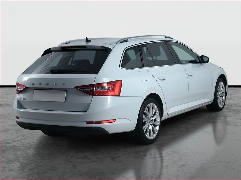 Škoda Superb (2020) Style 2.0 TDI, Automat, Kůže - fotka 5 z 14