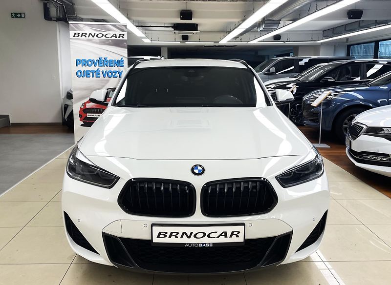 BMW X2 20d,XDRIVE,MPaket,HeadUp,1.Maj - fotka 2 z 37