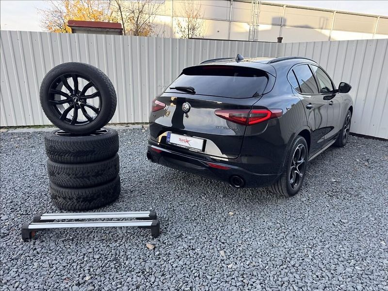 Alfa Romeo Stelvio 2,0 T Q4 AT8 ZF VELOCE původČR - fotka 45 z 50