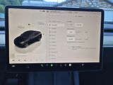 Tesla Model Y RWD 220kw 19ALU SOH 95% - náhled 22