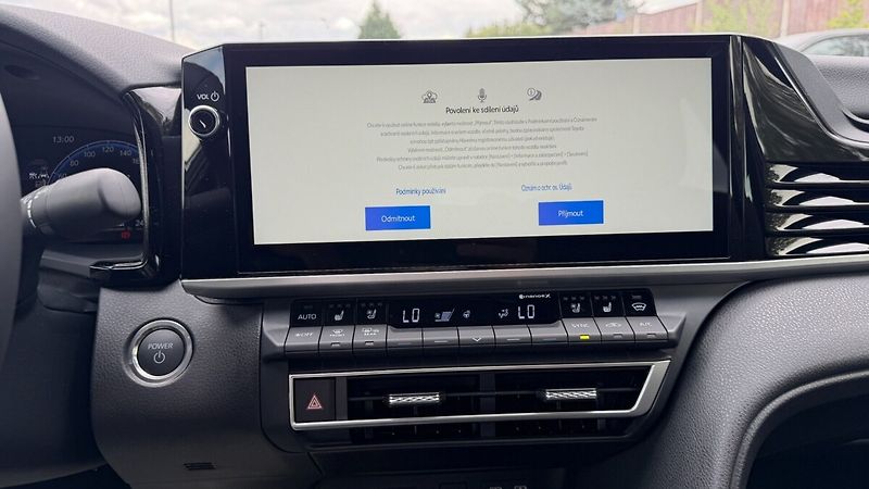 Toyota Camry Prestige - akční cena - fotka 14 z 17