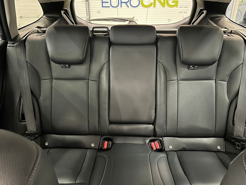 Subaru Outback (2023) 2.5 TOURING 2023 | Záruka - fotka 49 z 61