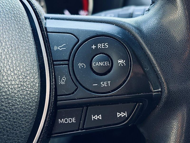 Toyota RAV4 2,0 AWD Comfort - fotka 24 z 27