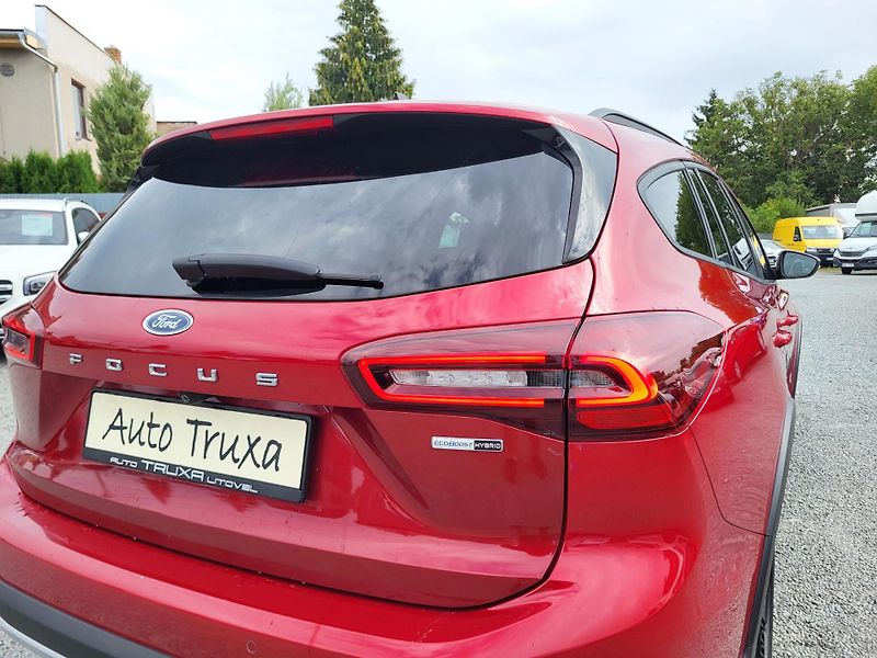 Ford Focus 1.0 EcoBoost mHEV Active X - fotka 39 z 46