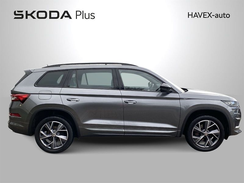 Škoda Kodiaq (2022) 2.0 TDI 4x4 DSG Sportline - fotka 35 z 37