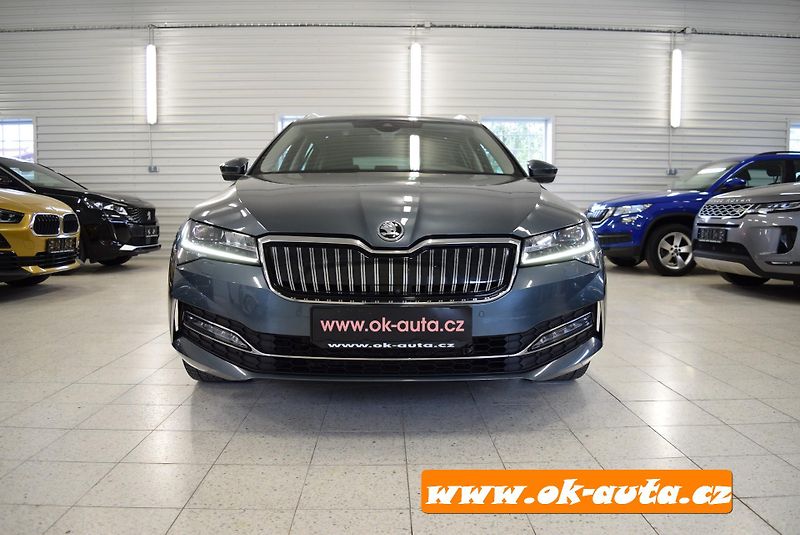 Škoda Superb 1.4 TSI iV LAURIN & KLEMENT  - fotka 11 z 77