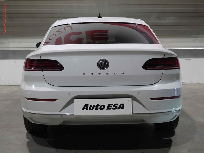 Volkswagen Arteon (2020) 2.0 TDi, 2.maj,ČR, Elegance - fotka 5 z 20
