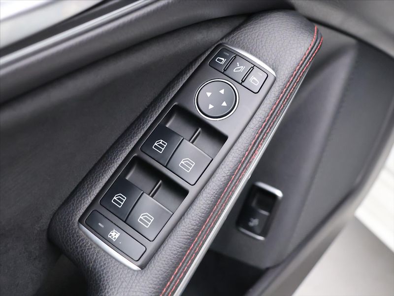 Mercedes-Benz CLA 2,1 220CDI 130kW 4MATIC CZ - fotka 16 z 39