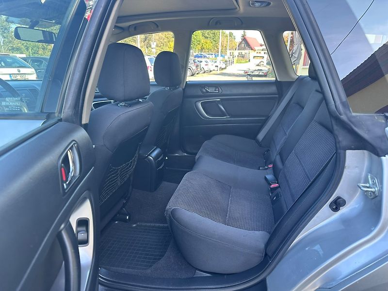 Subaru Outback (2007) 2.5i 4x4/121kW/Serv.Knih/Tažné - fotka 14 z 25