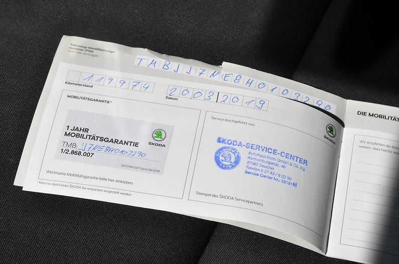 Škoda Octavia III 2.0TDi 110kW KOMBI Automat - fotka 22 z 23