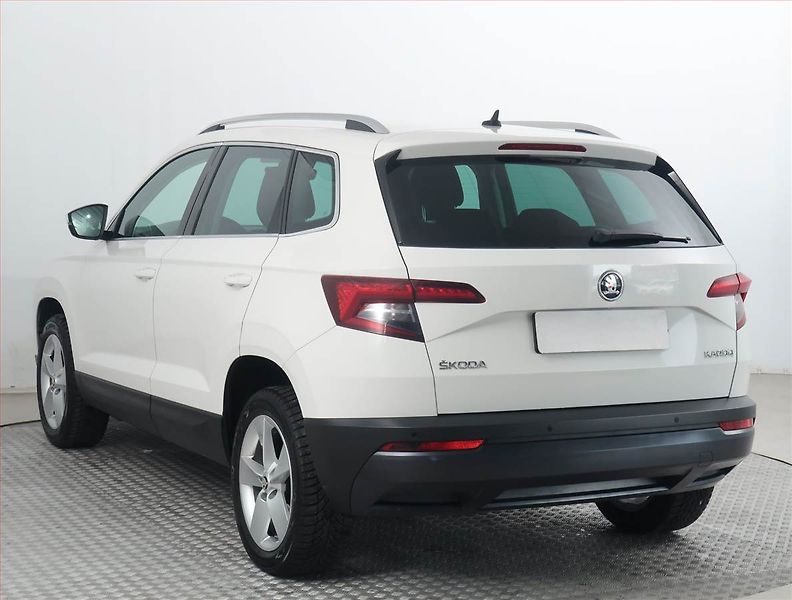 Škoda Karoq (2019) Style 1.6 TDI, Navi, Tempomat - fotka 4 z 19