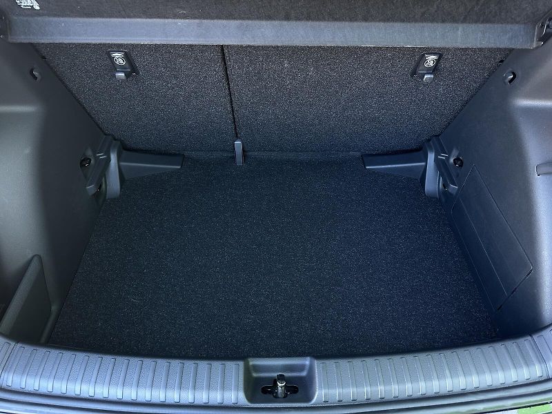 Škoda Fabia 1.0TSi DSG Monte Carlo 116PS B - fotka 43 z 43