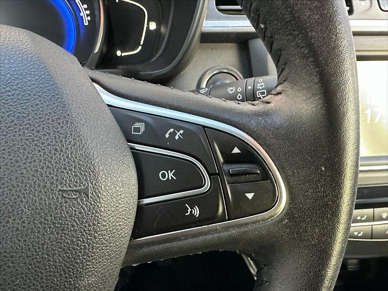 Renault Kadjar 1,2 TCe 96KW-CZ-SERVIS!! - fotka 22 z 39