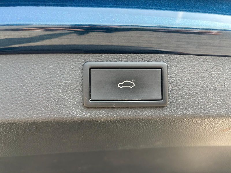 Škoda Karoq 1.5 TSI / 110 kW - fotka 27 z 30
