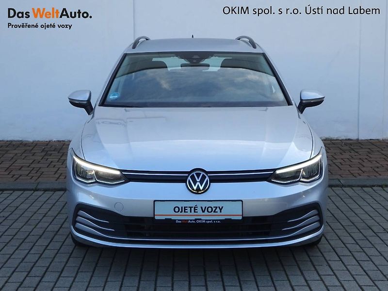 Volkswagen Golf (2022) 2,0TDi /110 kW DSG Life - fotka 4 z 27