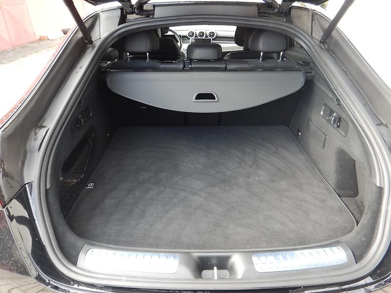 Mercedes-Benz GLC 220 D 4MATIC, ČR - fotka 14 z 25