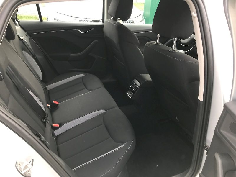 Škoda Scala (2025) SELEC TSI 85/1.0 M6F - fotka 10 z 23