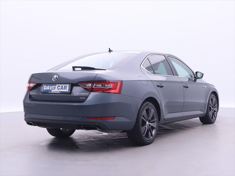 Škoda Superb 2,0 TSI 206kW DSG 4x4 CZ L&K - fotka 7 z 45