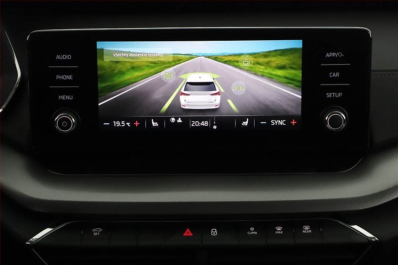 Škoda Octavia (2023) Ambition 2.0 TDI, ČR,1.maj - fotka 13 z 16