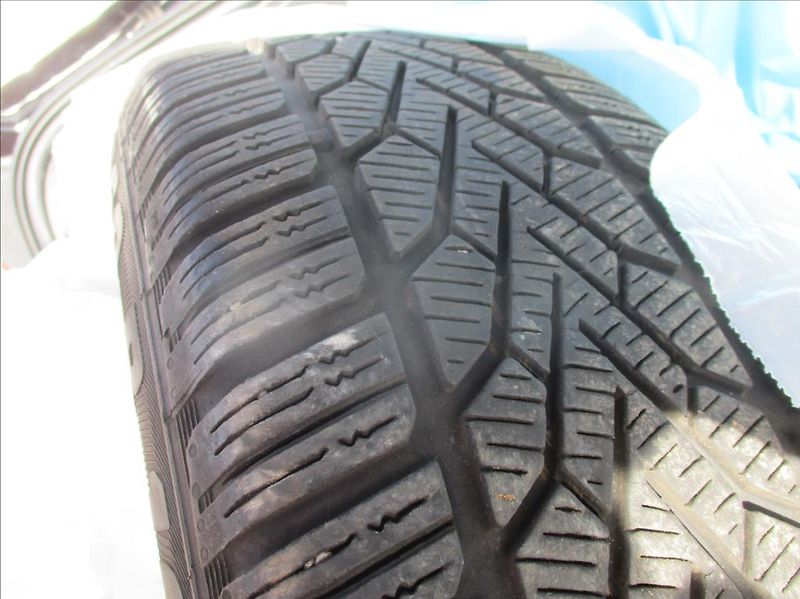 Ford Mondeo 2,0 TDCI, Titanium, automat, - fotka 10 z 40