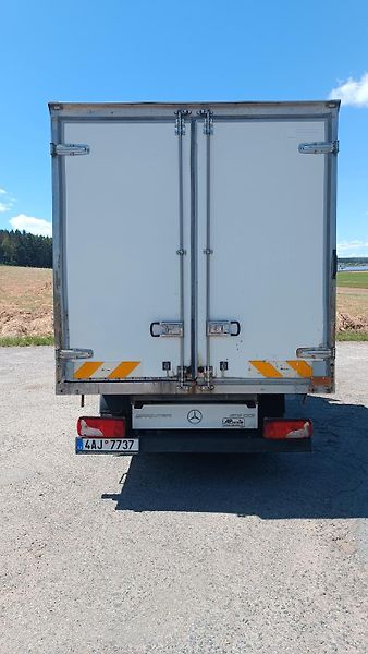 Mercedes-Benz Sprinter 513 CDi Chladírenská skříň  - fotka 6 z 21