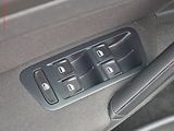 Volkswagen Golf (2014) 1.6 TDi, DSG, TZ - náhled 16