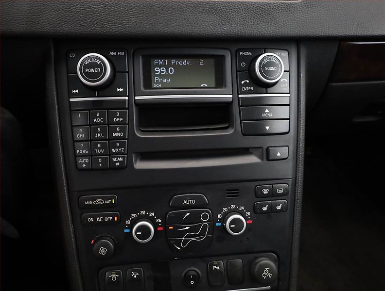 Volvo XC90 (2012) D5, 4X4, Automat, 7 míst - fotka 10 z 15