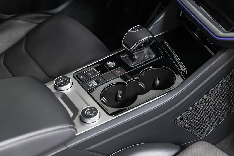 Volkswagen Touareg - fotka 13 z 40