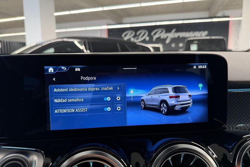 Mercedes-Benz GLB (2024) GLB 200d 4Matic AMG Line - fotka 52 z 63