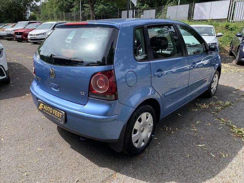 Volkswagen Polo 1,2 i KLIMATIZACE - fotka 8 z 18