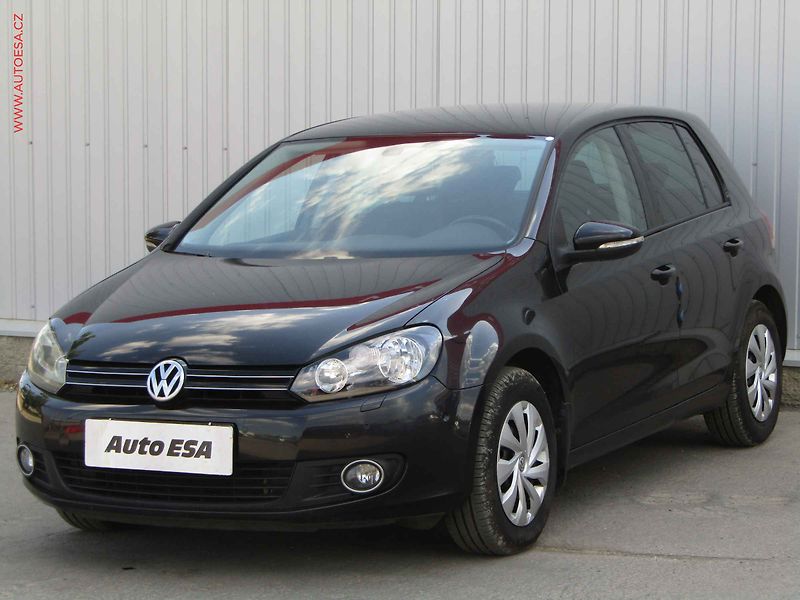 Volkswagen Golf (2010) 1.2TSi, tempo, park.asist - fotka 3 z 17