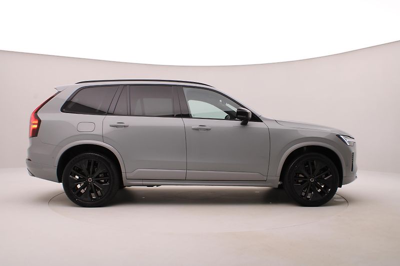 Volvo XC90 (2026) B5 AWD BLACK EDITION PLUS 7m - fotka 13 z 69