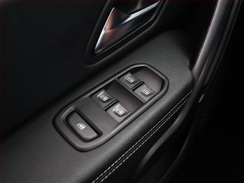 Dacia Duster (2018) Prestige 1.2 TCe, ČR,1.maj - fotka 19 z 21